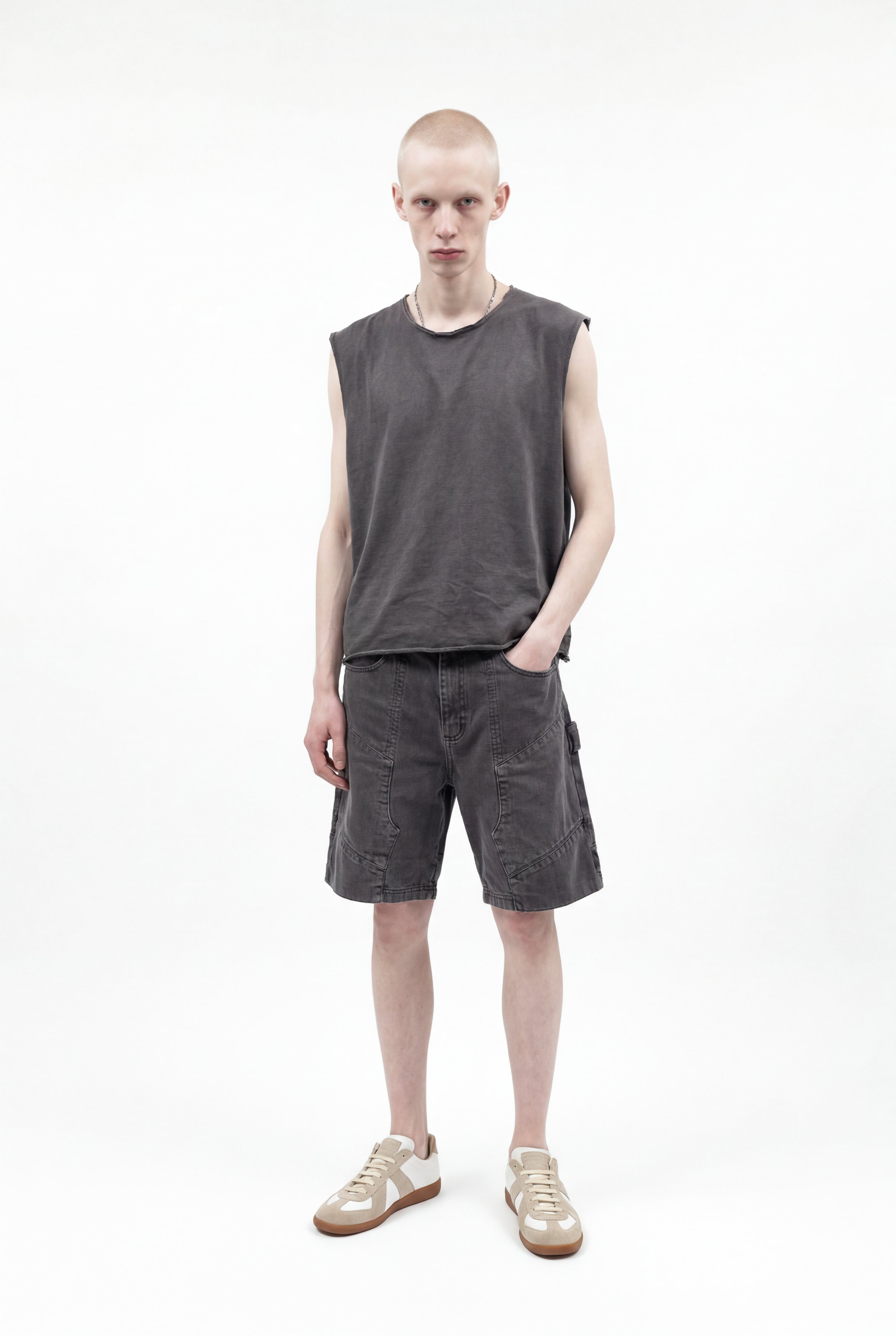NO EDGE BOXY TANK TOP
