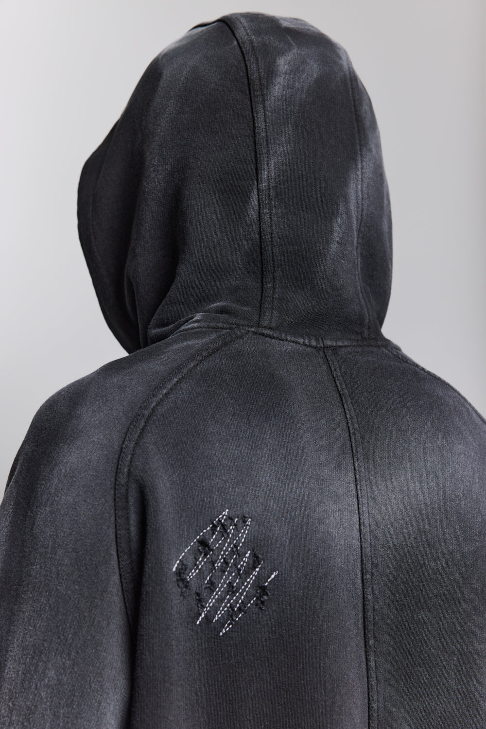 GRIND HOODIE BLACK