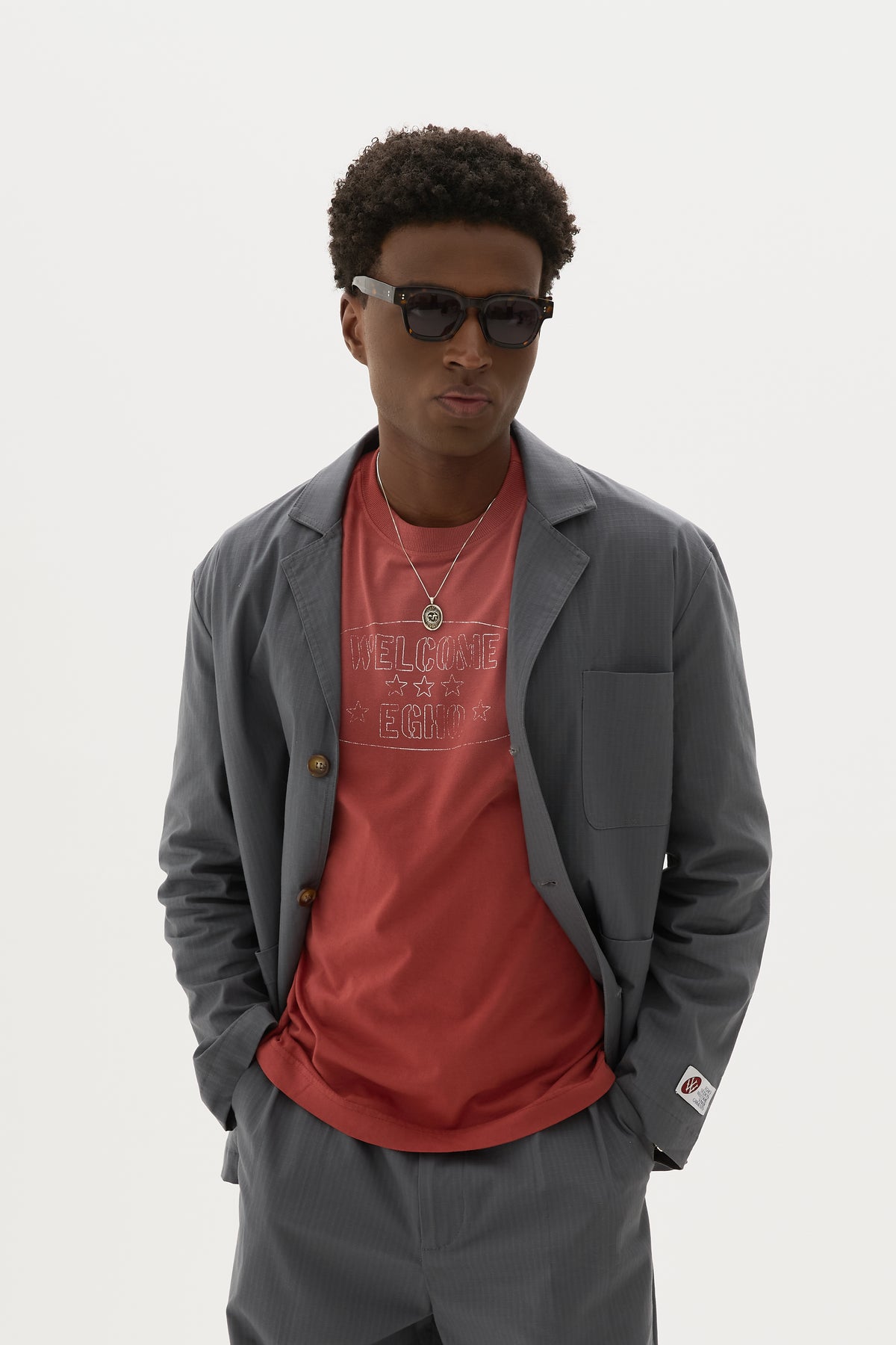 RED EMBLEM REGULAR TEE x WSG